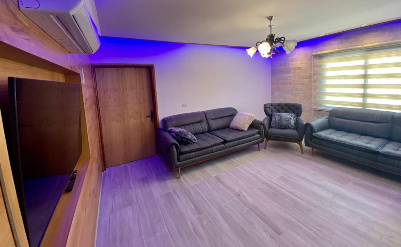 אלאפנדי Apartment Majdal Shams Exterior photo